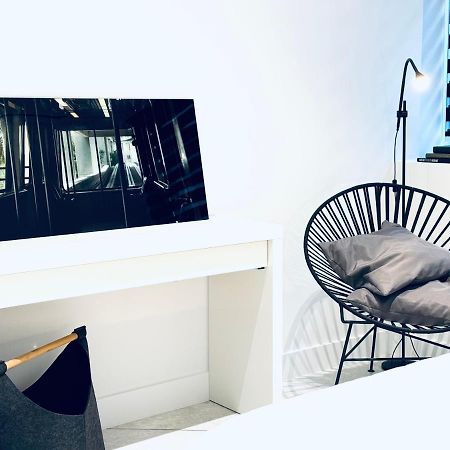 Stylish Central Superior Bedroom In Kolonaki Athena Bagian luar foto